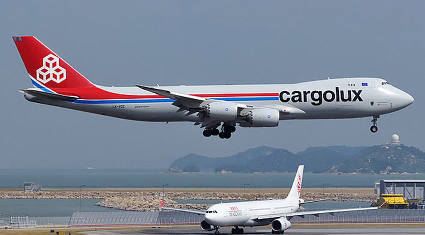 Boeing B747 - 800F (Carga)